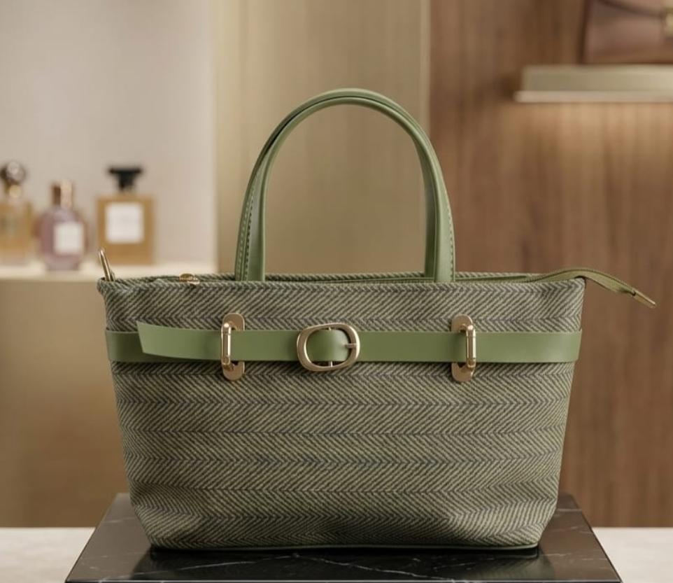 The Sage Chevron Tote